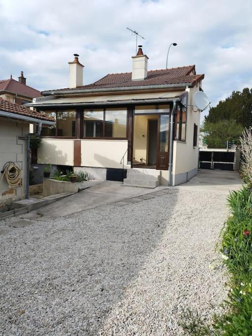 L'Hirondelle Du Faubourg Villa Bar-sur-Aube Exterior photo